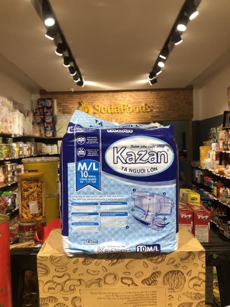 Tã Kazan dán 10 miếng mẹ sau sinh